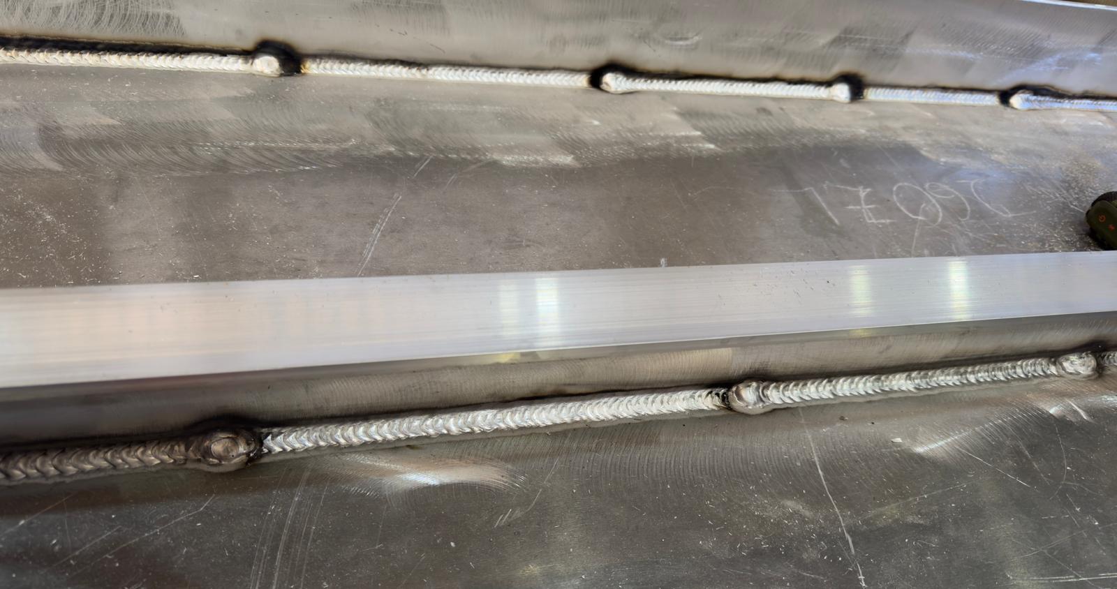 Aluminium 14